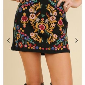 NWT Pink Lily/ Umgee Black Mini Skirt with Floral Embroidery